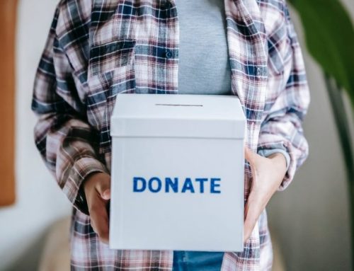 Altruismo inefficace: le barriere che ostacolano la donazione
